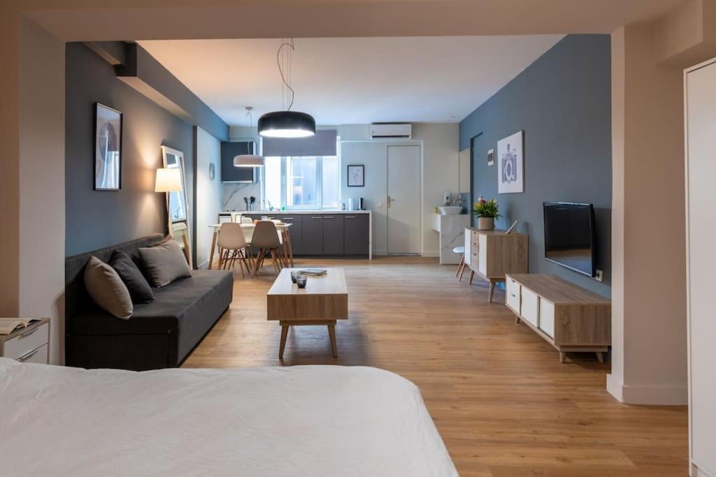 Central, Spacious Studio 5 Min Walk To Acropolis Athens Ngoại thất bức ảnh
